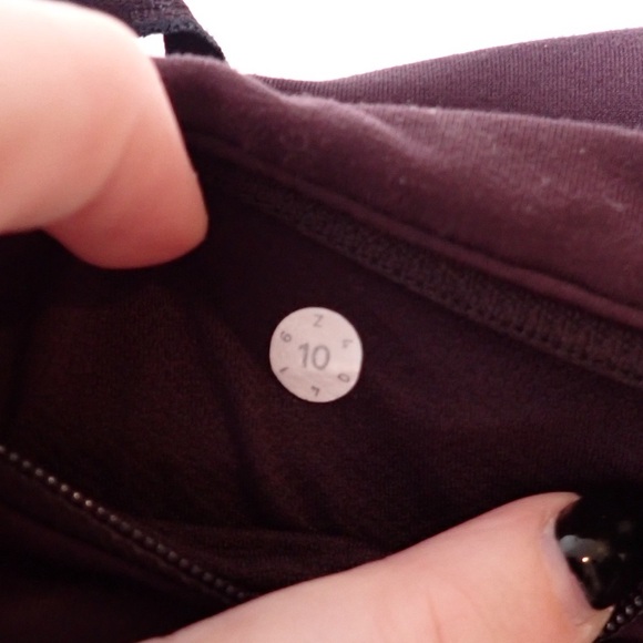 Lululemon Run Times II Lined Running Shorts 4" inseam Maroon Dark Adobe size 10 - Picture 6 of 8